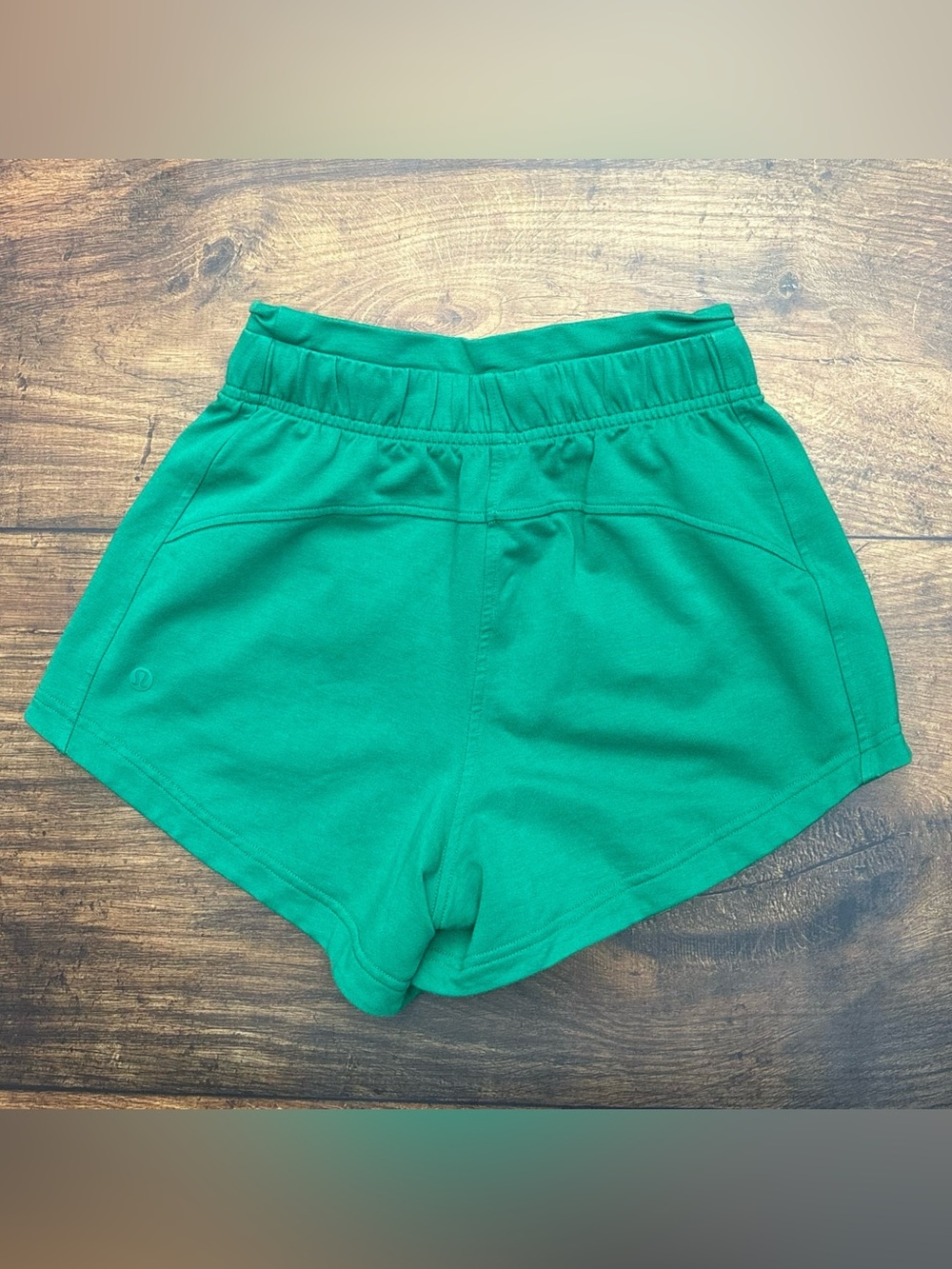 Lululemon Inner Glow Shorts 3" In Cascadia Green Size 0 - Picture 3 of 6
